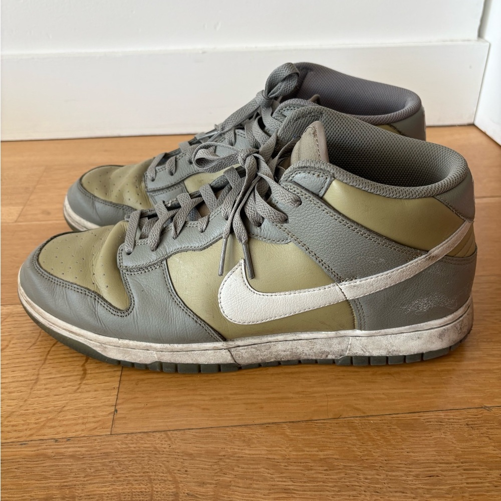 Men's Nike Dunk Mid 'Dark Stucco' sneakers, size 13 - Picture 5 of 11